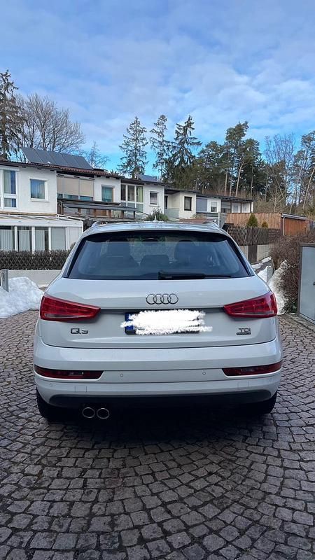 Gebraucht Audi Q3 140 PS (102 kW) 2015 Weiß SUV