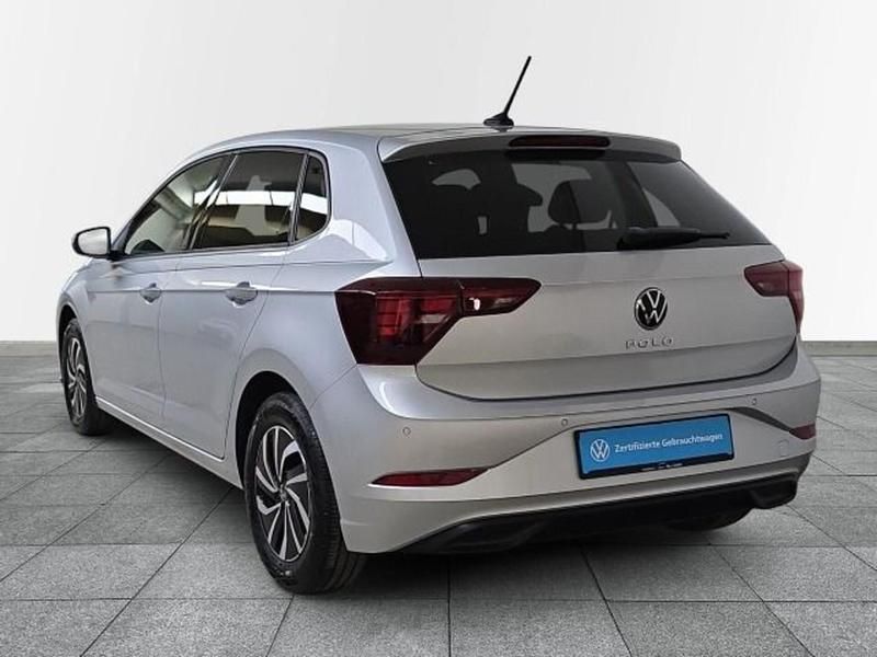 Gebraucht VW Polo Life 95 PS (69 kW) 2023 Silber Kleinwagen