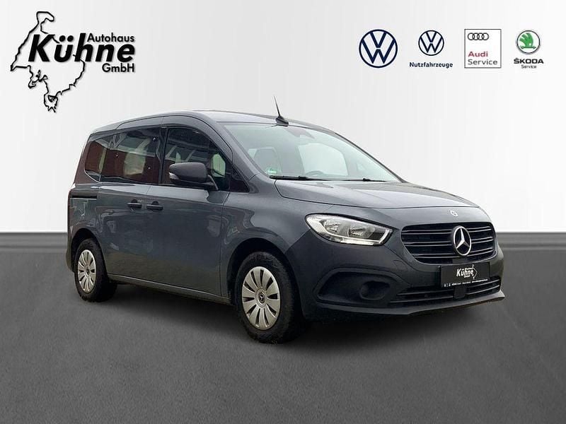 Grau Gebraucht 2022 Mercedes Citan 110 Limousine | 19.889 € (Etwas zu teuer) - Bild 1/4