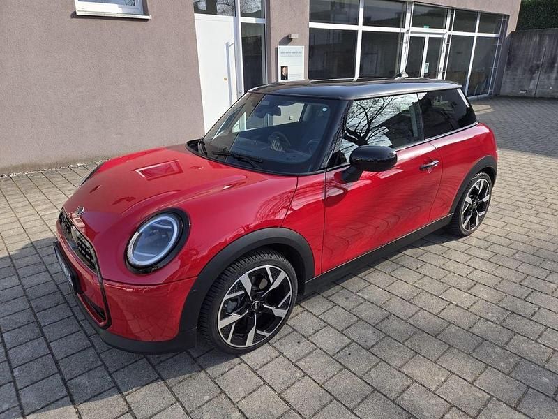 Gebraucht Mini Cooper Classic 156 PS (114 kW) 2024 Rot Kleinwagen