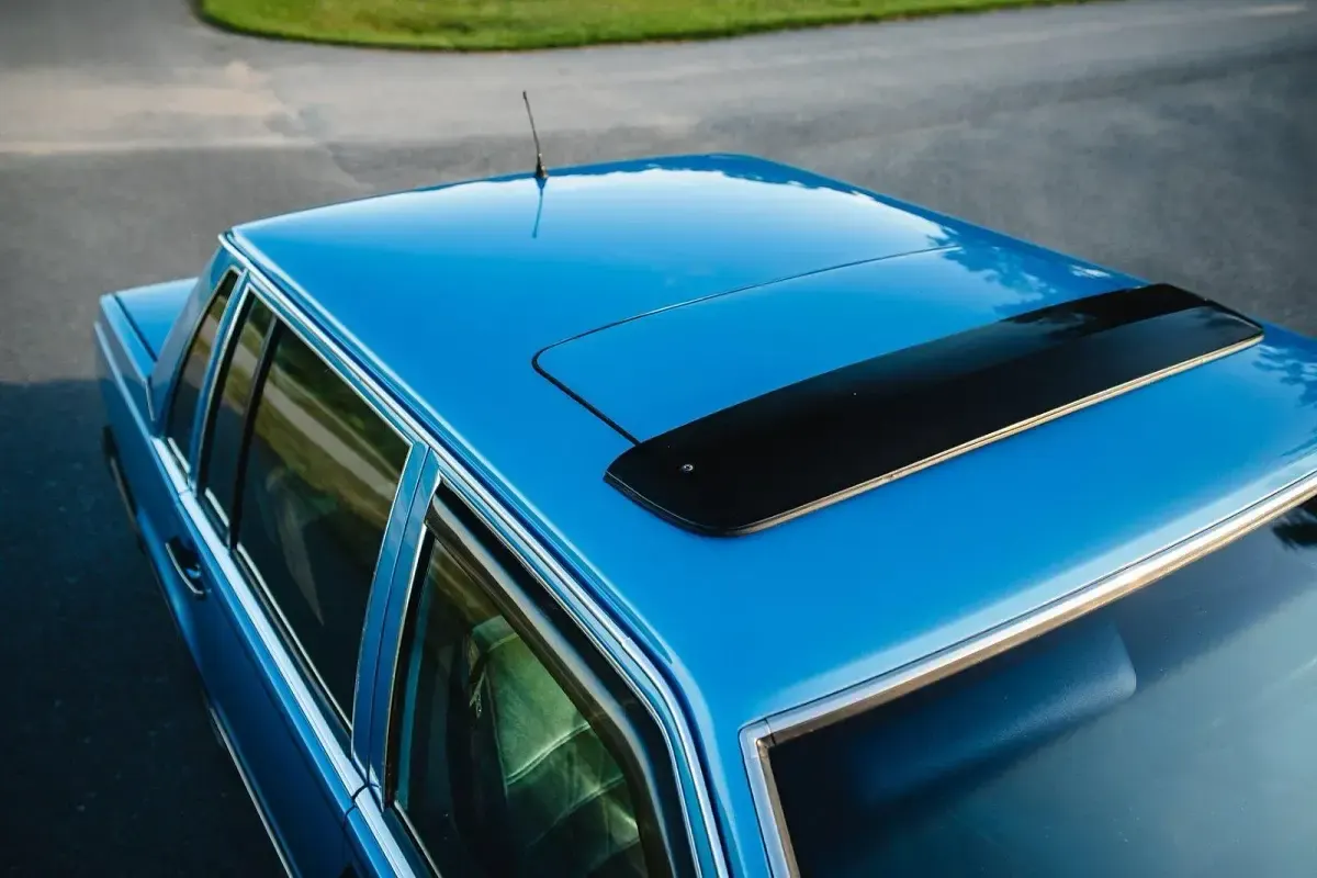 Gebraucht Volvo 760 156 PS (114 kW) 1984 Blau Limousine