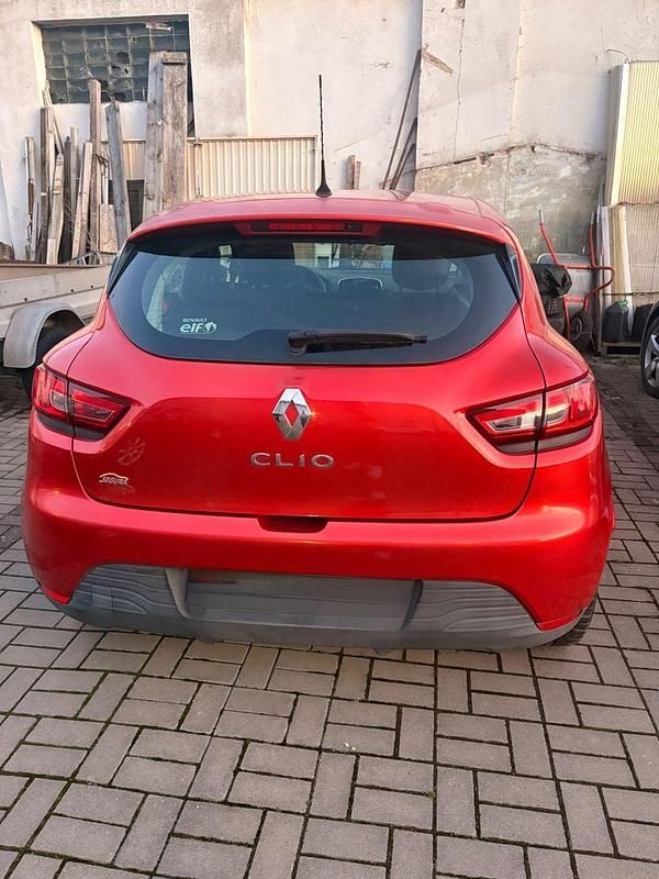 Gebraucht Renault Clio IV Experience 73 PS (53 kW) 2014 Rot Kleinwagen