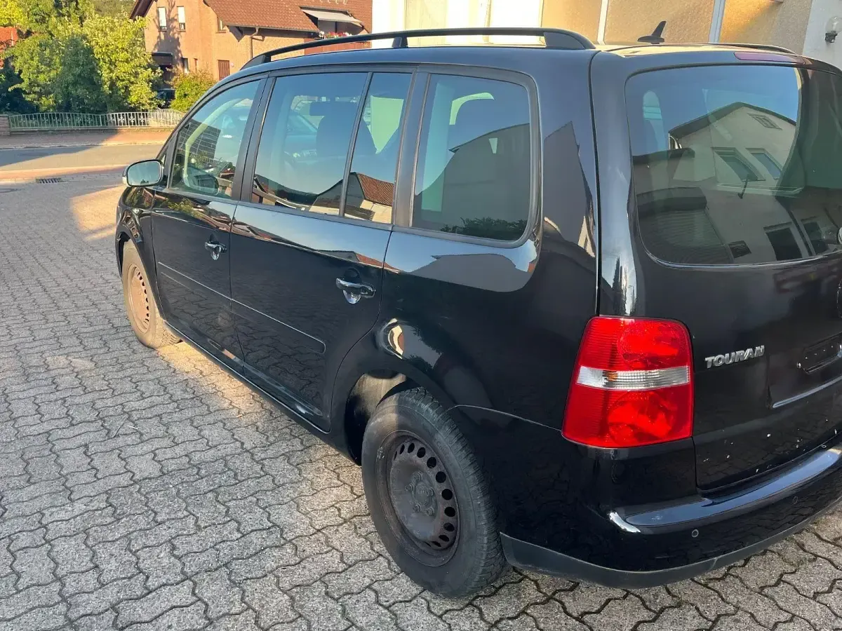 Gebraucht VW Touran Goal 105 PS (77 kW) 2006 Schwarz Van / Kleinbus