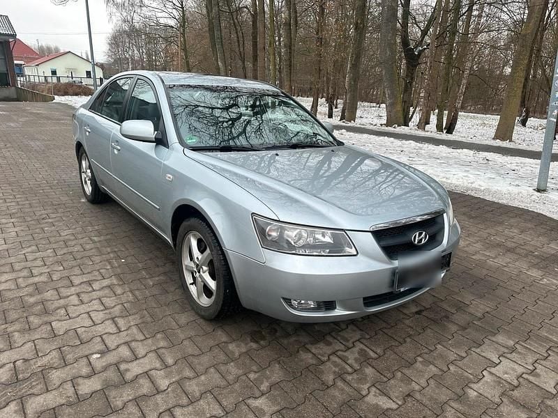 Gebraucht Hyundai Sonata 162 PS (119 kW) 2006 Grau Limousine