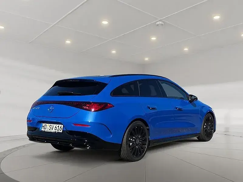 Gebraucht Mercedes CLA220 190 PS (139 kW) 2026 Klarblau metallic Kombi