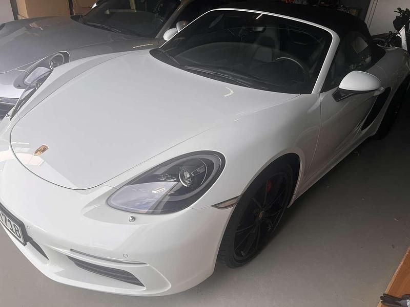 Weiß Gebraucht 2016 Porsche Boxster Spyder Cabrio | 65.000 € - Bild 1/4