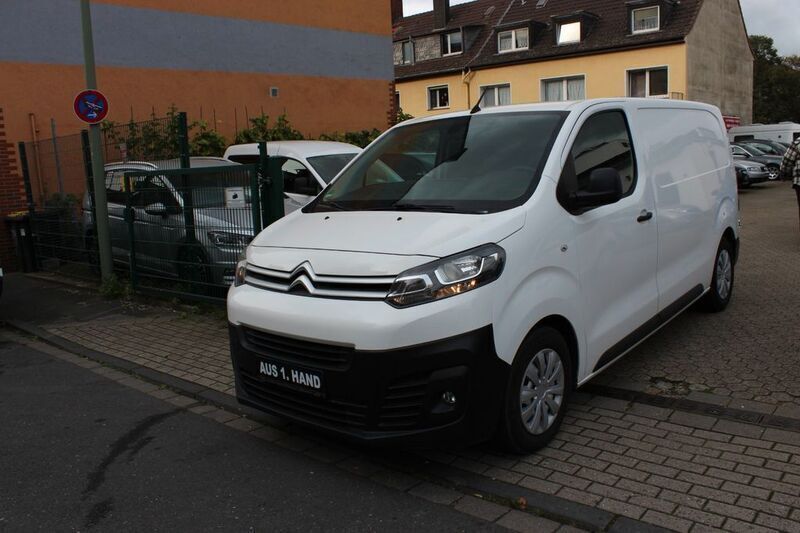 Weiss Gebraucht 2018 Citroën Jumpy Business Class Van / Kleinbus | 8.999 € - Bild 1/4