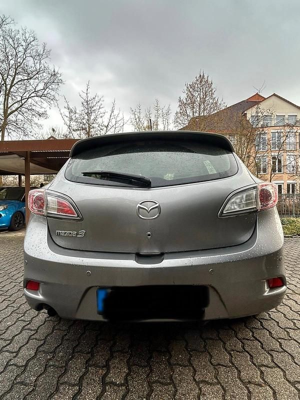 Gebraucht Mazda 3 105 PS (77 kW) 2012 Silber Limousine