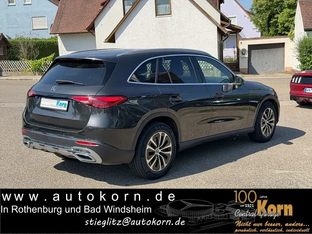 Gebraucht Mercedes GLC220 Avantgarde 197 PS (144 kW) 2025 Grau SUV