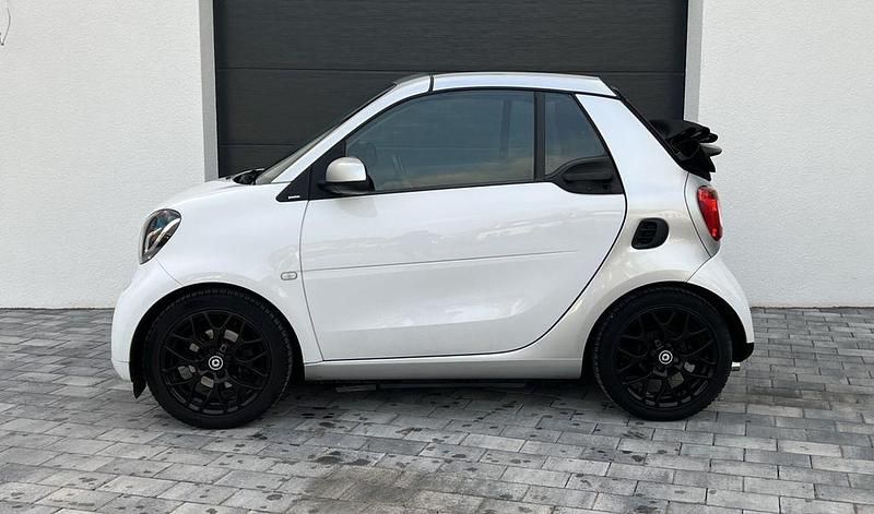 Gebraucht Smart ForTwo Cabrio 71 PS (52 kW) 2016 Weiß Cabrio