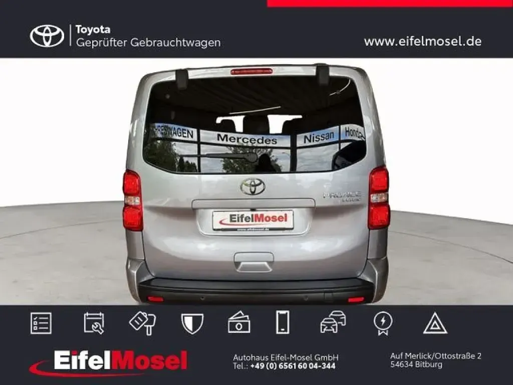 Gebraucht Toyota Proace Verso Club 177 PS (130 kW) 2024 Silver metallic Kombi