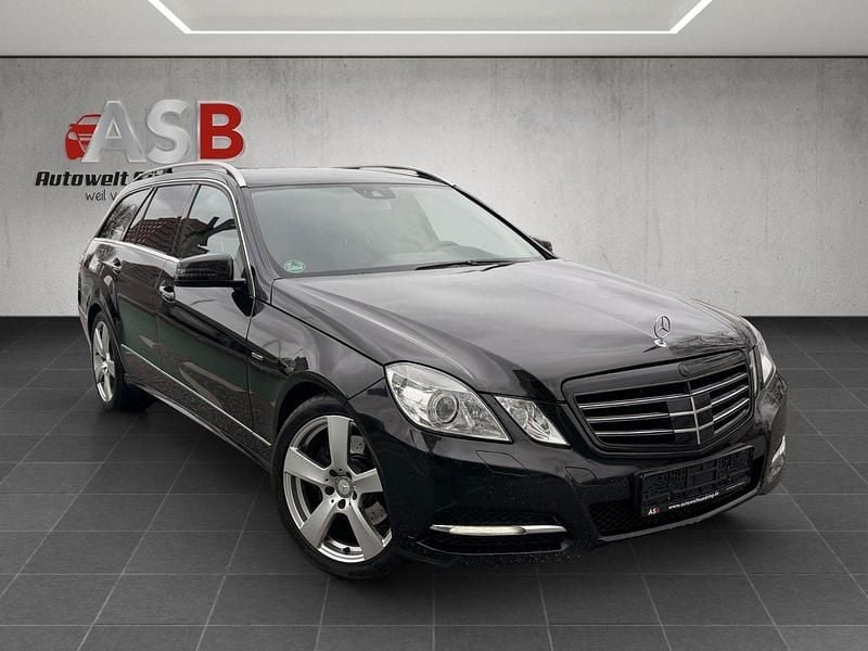 Gebraucht Mercedes E250 204 PS (150 kW) 2011 Schwarz Kombi
