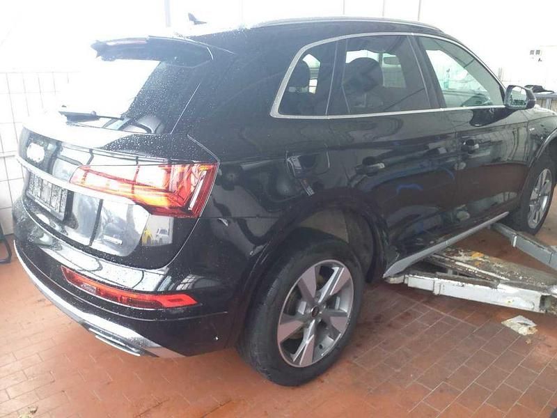 Gebraucht Audi Q5 S-Line 367 PS (269 kW) 2022 Mythosschwarz metallic SUV