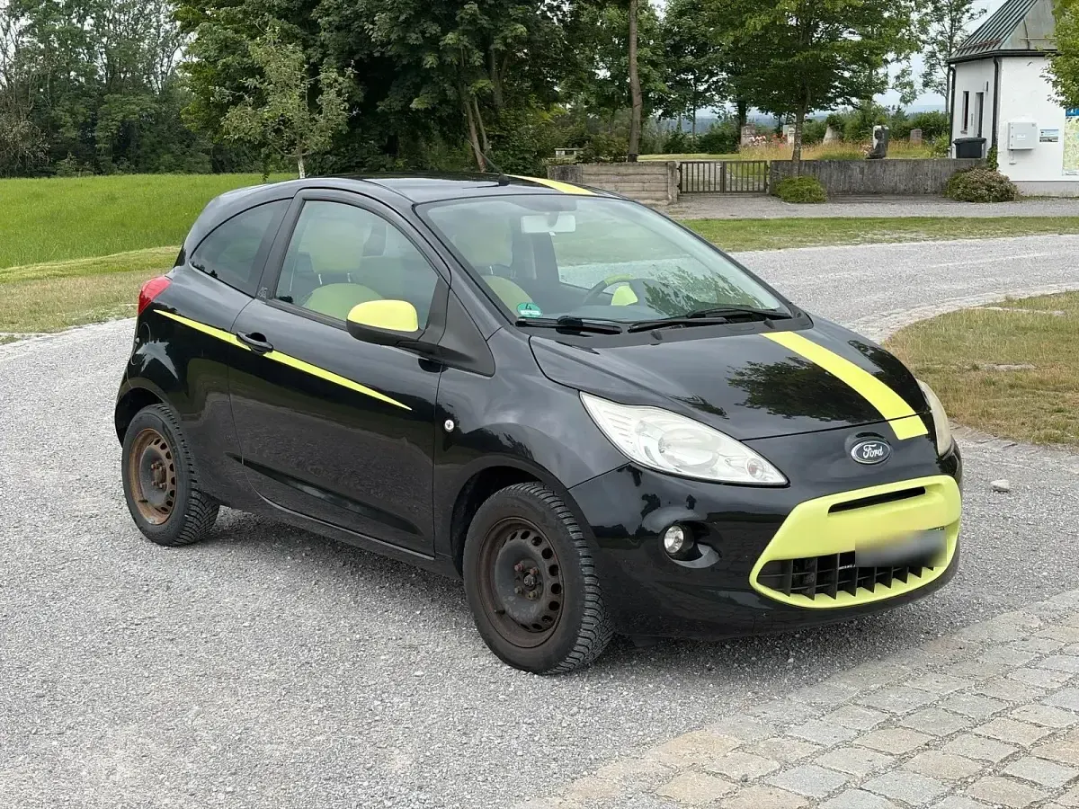 Gebraucht Ford Ka Titanium 69 PS (50 kW) 2010 Schwarz Kleinwagen