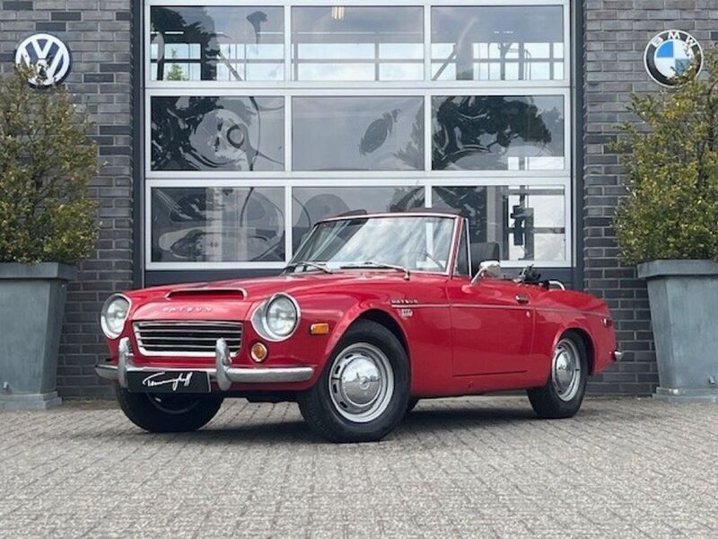 Rot Gebraucht 1970 Datsun 1600 Cabrio | 18.950 € - Bild 1/4