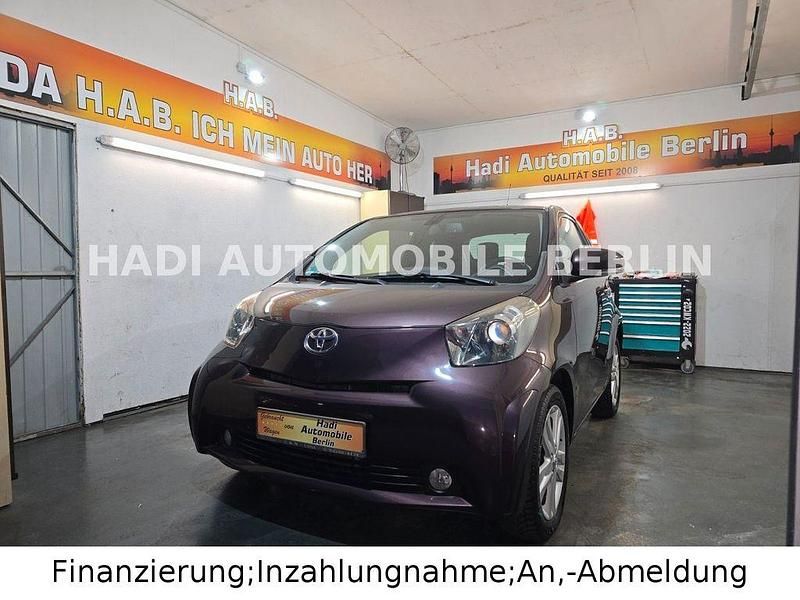 Deep amethyst mica metallic Gebraucht 2010 Toyota iQ Kleinwagen | 6.299 € (Etwas zu teuer) - Bild 1/4