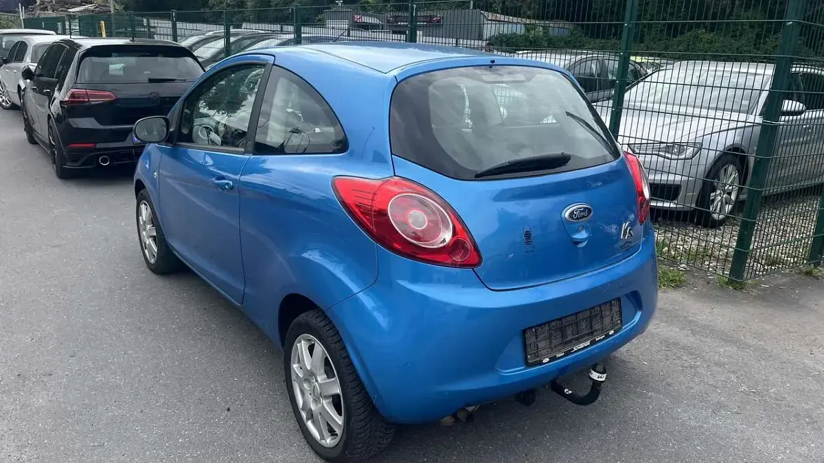 Gebraucht Ford Ka Titanium 69 PS (50 kW) 2009 Blau Kleinwagen