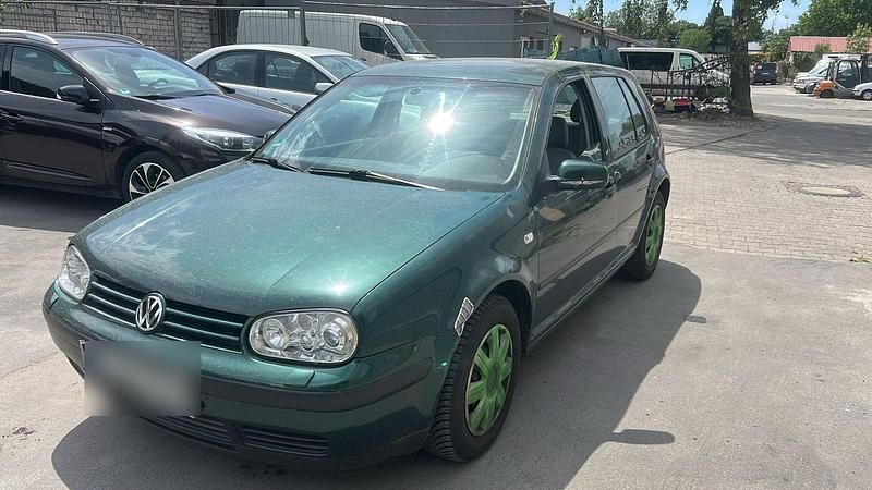 Gebraucht 2003 VW Golf IV Kleinwagen | 599 € (Guter Preis) - Bild 1/4