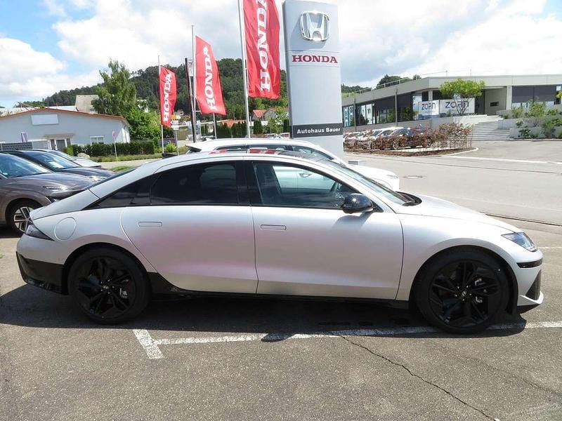 Neu Hyundai Ioniq 6 239 kW (325 PS) 2025 Gravity gold matt Limousine