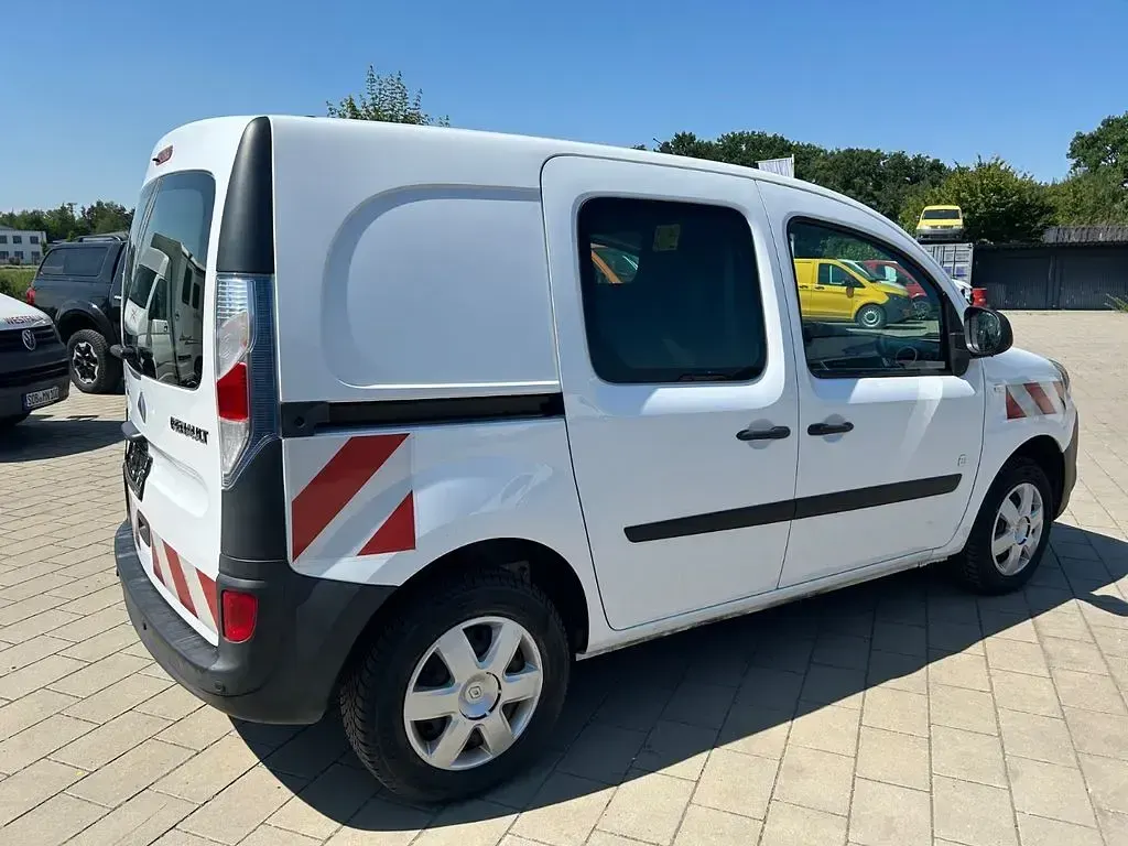 Gebraucht Renault Kangoo 44 kW (60 PS) 2017 Weiß Van / Kleinbus