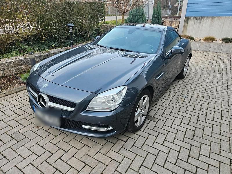 Gebraucht Mercedes 220 200 PS (147 kW) 2012 Silber Cabrio