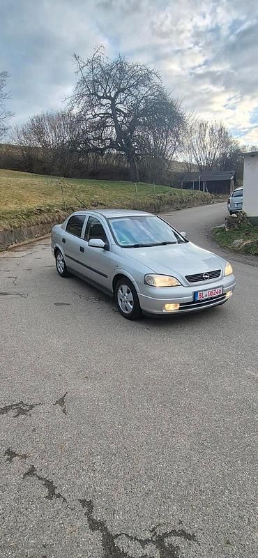 Gebraucht Opel Astra 125 PS (91 kW) 2003 Silber Limousine