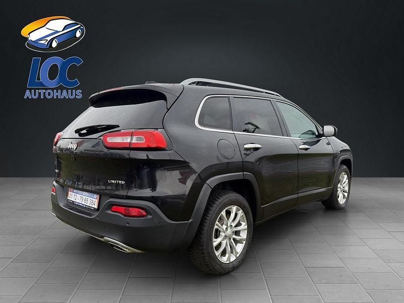 Gebraucht Jeep Cherokee Limited 200 PS (147 kW) 2016 Brilliant black SUV