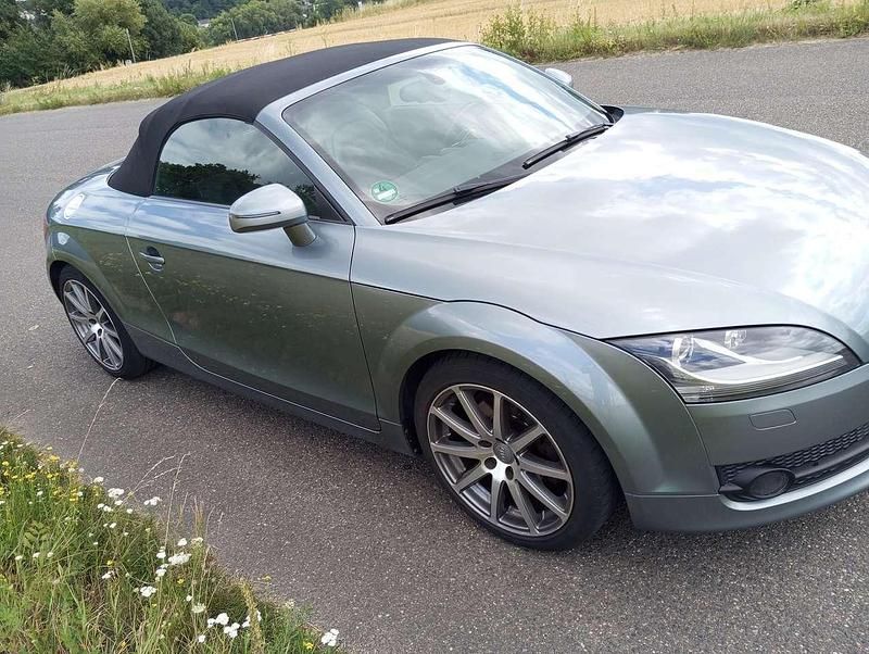 Gebraucht 2010 Audi TT Roadster Cabrio | 8.300 € (Superpreis) - Bild 1/4