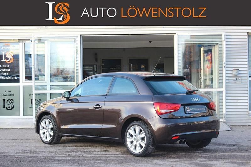 Gebraucht Audi A1 Ambition 122 PS (89 kW) 2011 Braun Kleinwagen