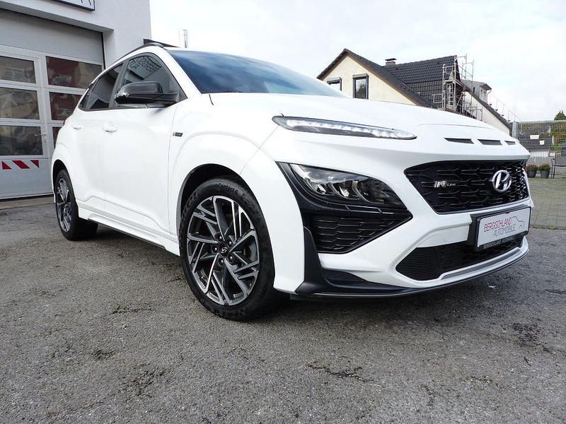 Weiß Gebraucht 2021 Hyundai Kona N Line SUV | 17.950 € (Guter Preis) - Bild 1/4