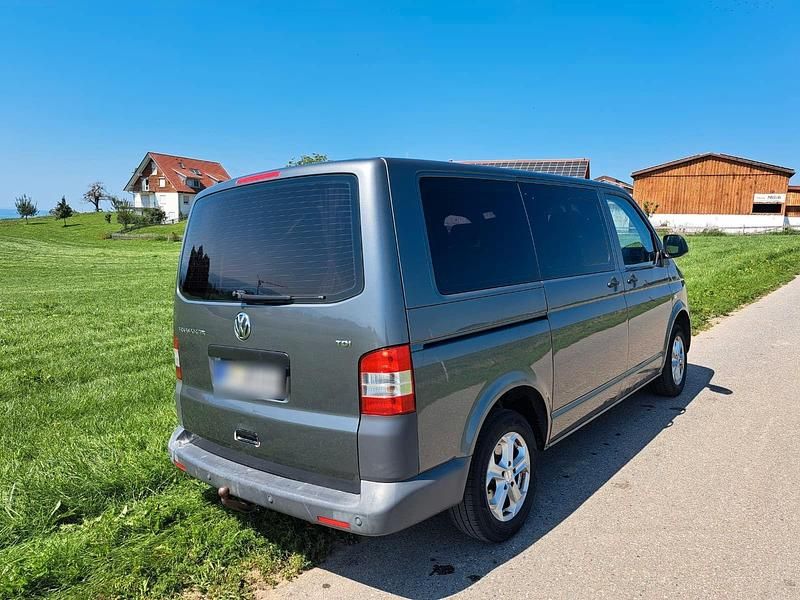 Second-hand VW T5 140 CP (102 kW) 2010 Gri Van