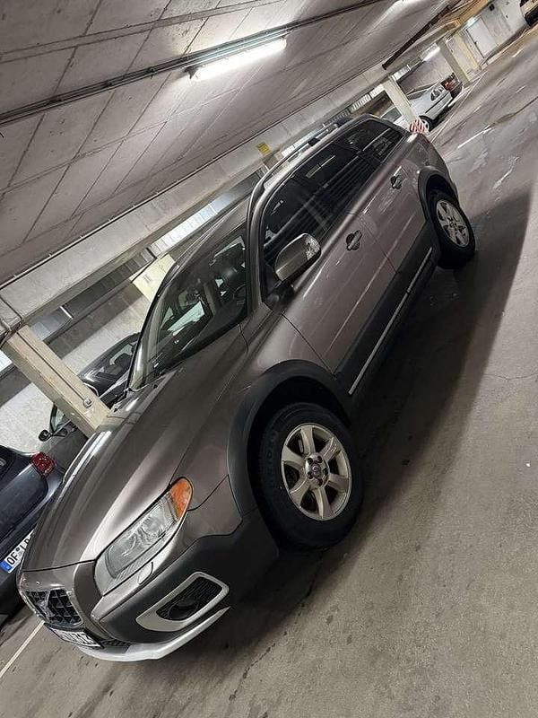 Gebraucht Volvo XC70 Summum 185 PS (136 kW) 2008 Grau Kombi