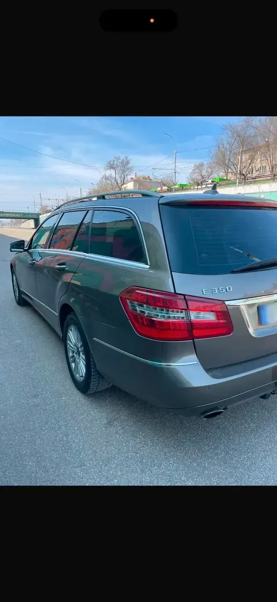 Gebraucht Mercedes E350 218 PS (160 kW) 2011 Grau Kombi