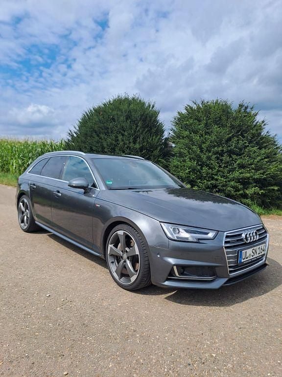 Grau Gebraucht 2016 Audi A4 Sport Kombi | 20.990 € (Fairer Preis) - Bild 1/4