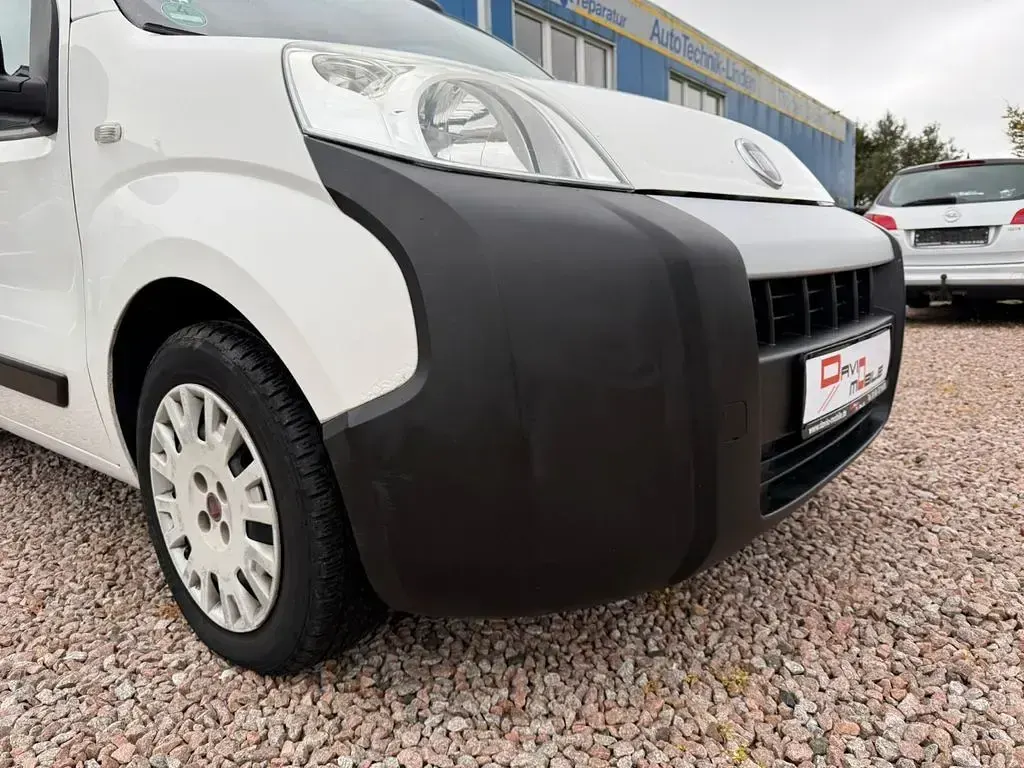 Gebraucht Fiat Fiorino 75 PS (55 kW) 2010 Weiß Van / Kleinbus