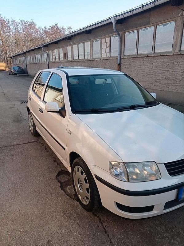 Gebraucht VW Polo 60 PS (44 kW) 2000 Weiß Kleinwagen