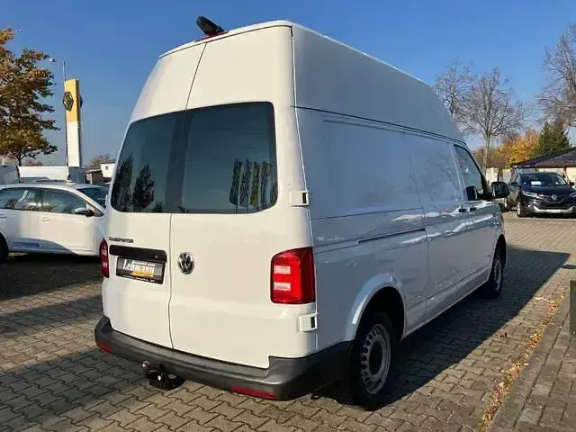 Gebraucht VW Transporter 102 PS (75 kW) 2019 Weiss Van