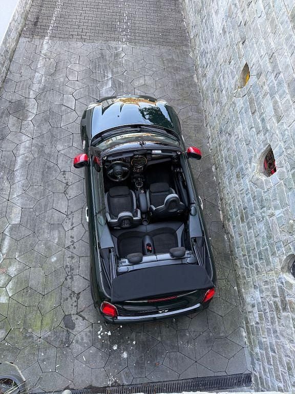 Grün Gebraucht 2020 Mini John Cooper Works Cabriolet Cabrio | 29.900 € (Teuer) - Bild 1/4