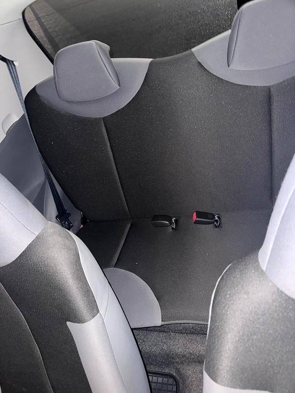 Gebraucht Citroën C1 68 PS (50 kW) 2007 Rot Kleinwagen