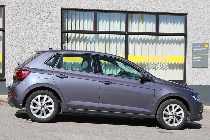 Second-hand VW Polo Style 95 CP (69 kW) 2023 Gri Hatchback