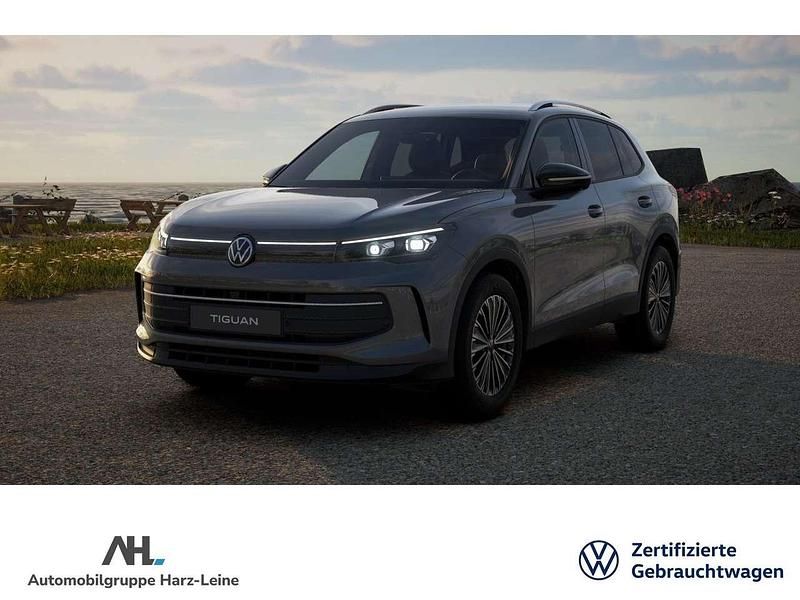 Grau Gebraucht 2025 VW Tiguan Goal SUV | 38.165 € (Superpreis) - Bild 1/3