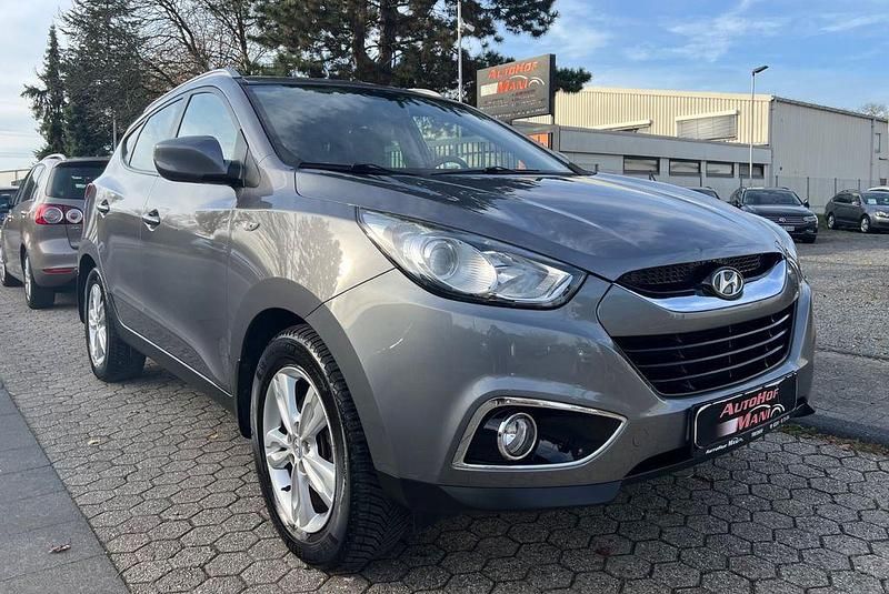 Gebraucht Hyundai ix35 Comfort 136 PS (100 kW) 2013 Grau SUV