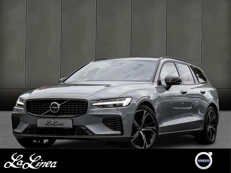 Grau Gebraucht 2024 Volvo V60 Ultra Kombi | 48.490 € (Teuer) - Bild 1/3