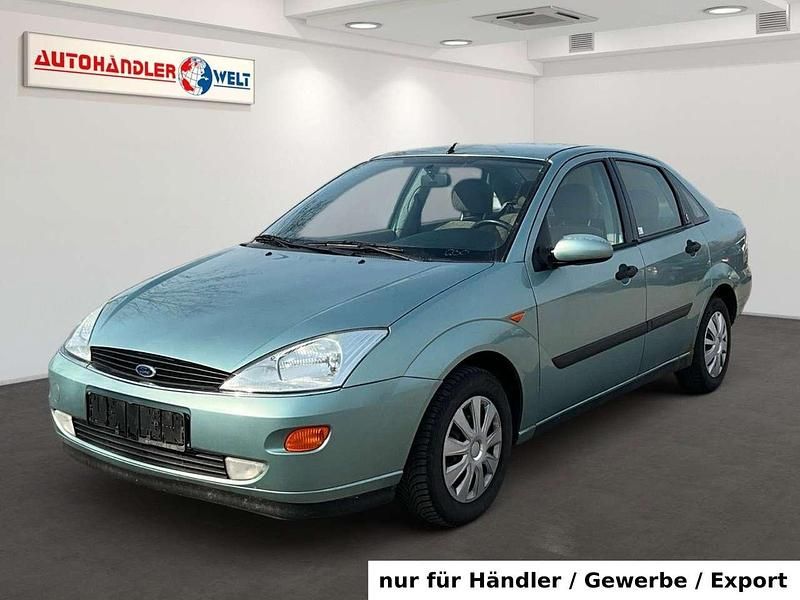 Gebraucht Ford Focus Ghia 116 PS (85 kW) 2000 Grün Limousine