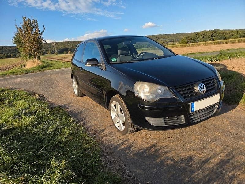 Schwarz Gebraucht 2009 VW Polo Black Edition Limousine | 2.300 € (Guter Preis) - Bild 1/4