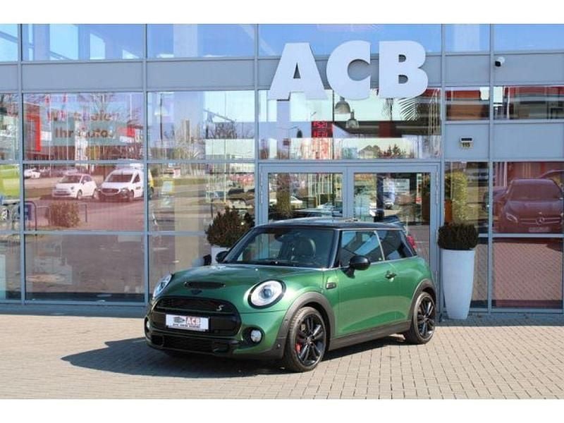 Grün foliert midnight black (metallic) Gebraucht 2015 Mini Cooper S Kleinwagen | 16.900 € (Fairer Preis) - Bild 1/4