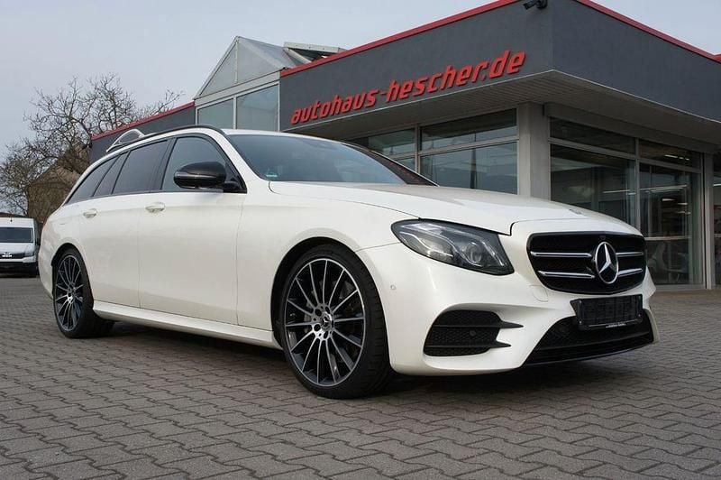 Gebraucht Mercedes E350 AMG 286 PS (210 kW) 2019 Diamantweiss (metallic) Kombi