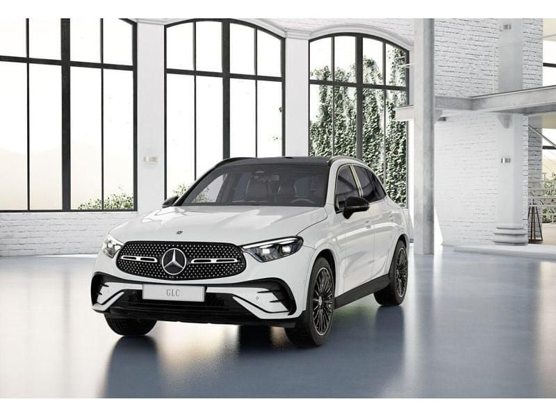 Unilack polarweiß Gebraucht 2024 Mercedes GLC300 AMG SUV | 62.300 € (Fairer Preis) - Bild 1/4