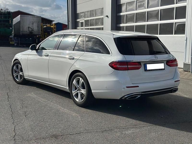 Usata Mercedes E350 258 CV (189 kW) 2017 Bianco Station wagon