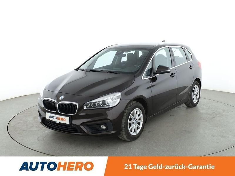 Braun Gebraucht 2015 BMW 218 Active Tourer Advantage Van / Kleinbus | 12.080 € (Etwas zu teuer) - Bild 1/3